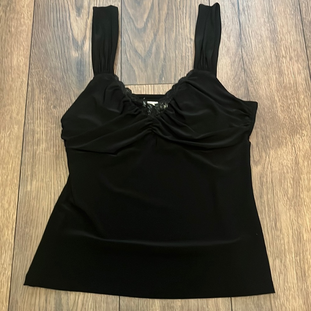 White House Black Market tank - Picture 1 of 8